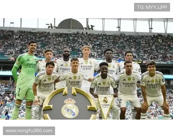 皇马第66分钟换下居莱尔换上迪亚斯 居莱尔获球迷掌声鼓励